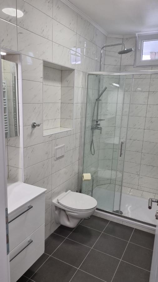 Apartmani Mali Selce Exterior photo